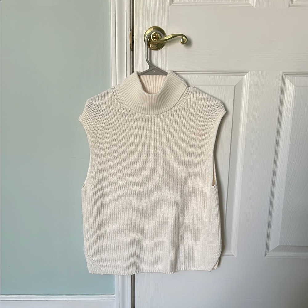 Elegant Cream Sleeveless Sweater
